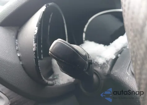 2013 Hyundai Santa Fe Sport 2.0T z USA, uszkodzony, nr VIN 5XYZUDLA1DG108490